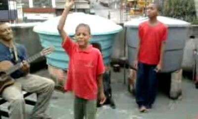 Filhos de Phttp://www.yutube.com/watch?v=wjE-r9nI_zo&feature=mfu_in_order&list=ULedro