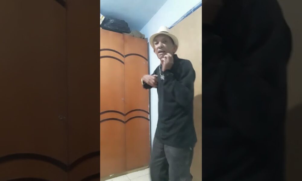 wwwyotube.com publico este vídeo cantando dançando shorte